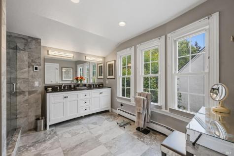 1621 Austin Way Santa Rosa CA 95404