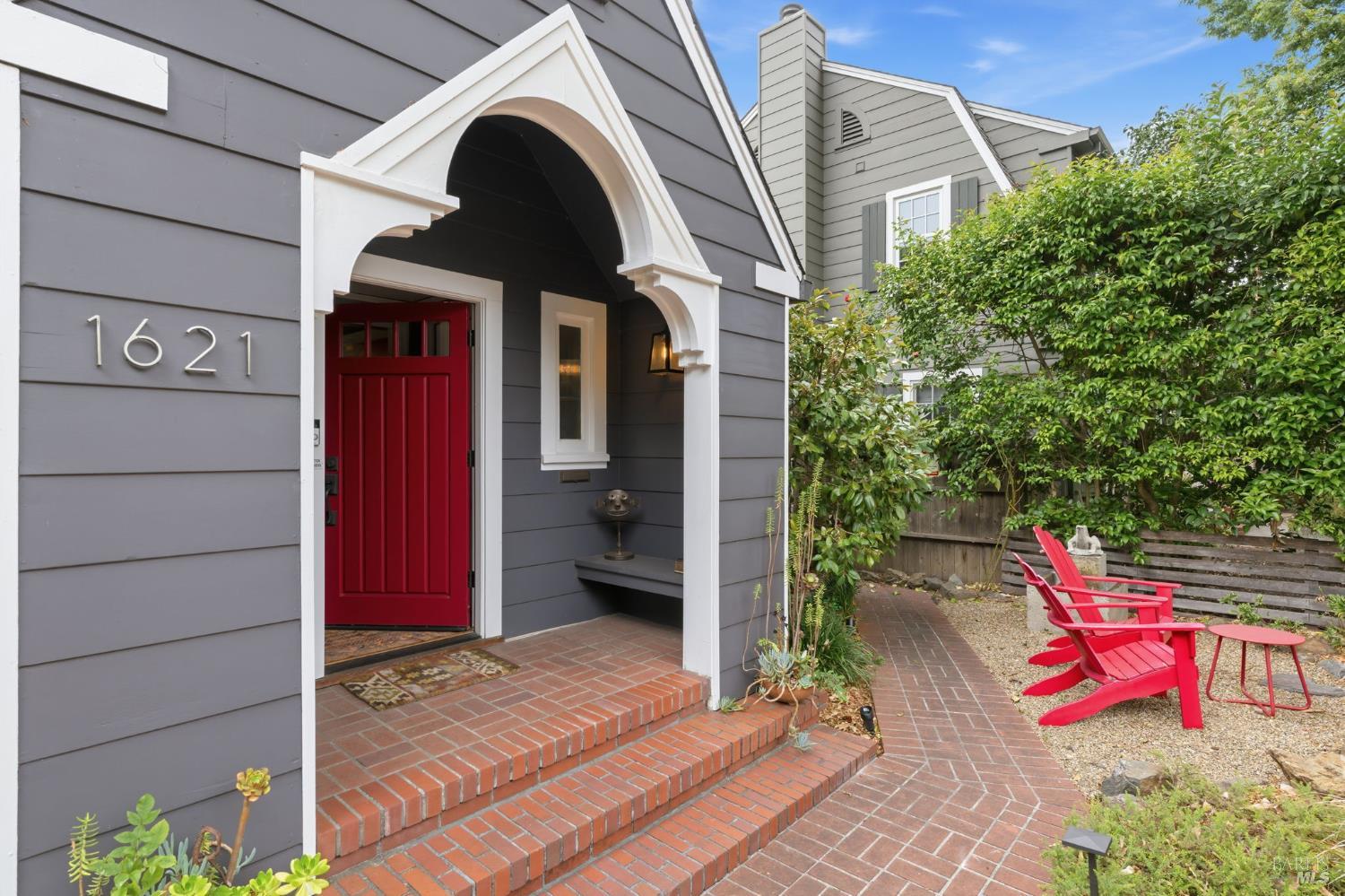 1621 Austin Way Santa Rosa CA 95404