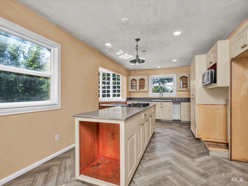 315 N White Cottage Road N Angwin CA 94508
