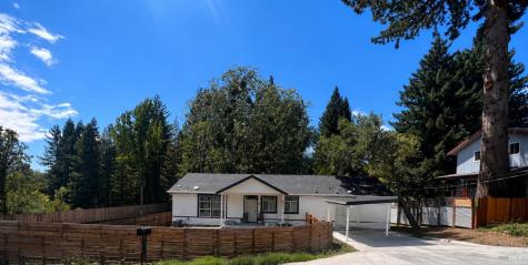 6274 Van Keppel Road Forestville CA 95436