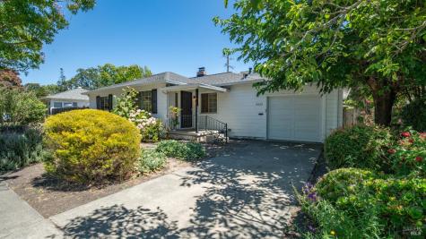 2820 Village Side Drive Santa Rosa CA 95405