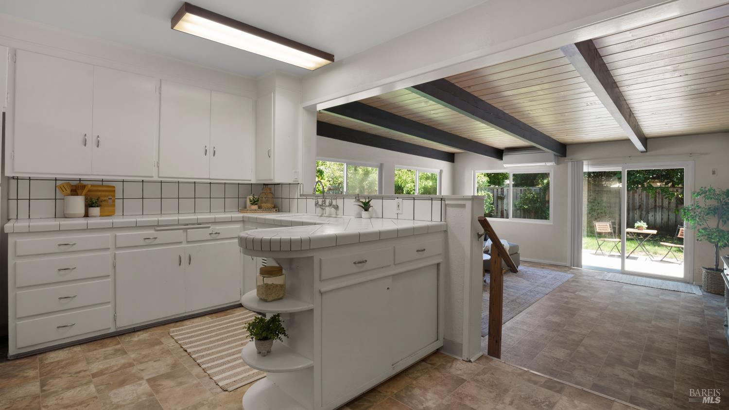2820 Village Side Drive Santa Rosa CA 95405