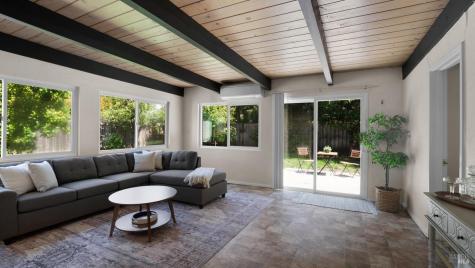 2820 Village Side Drive Santa Rosa CA 95405