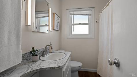 2820 Village Side Drive Santa Rosa CA 95405