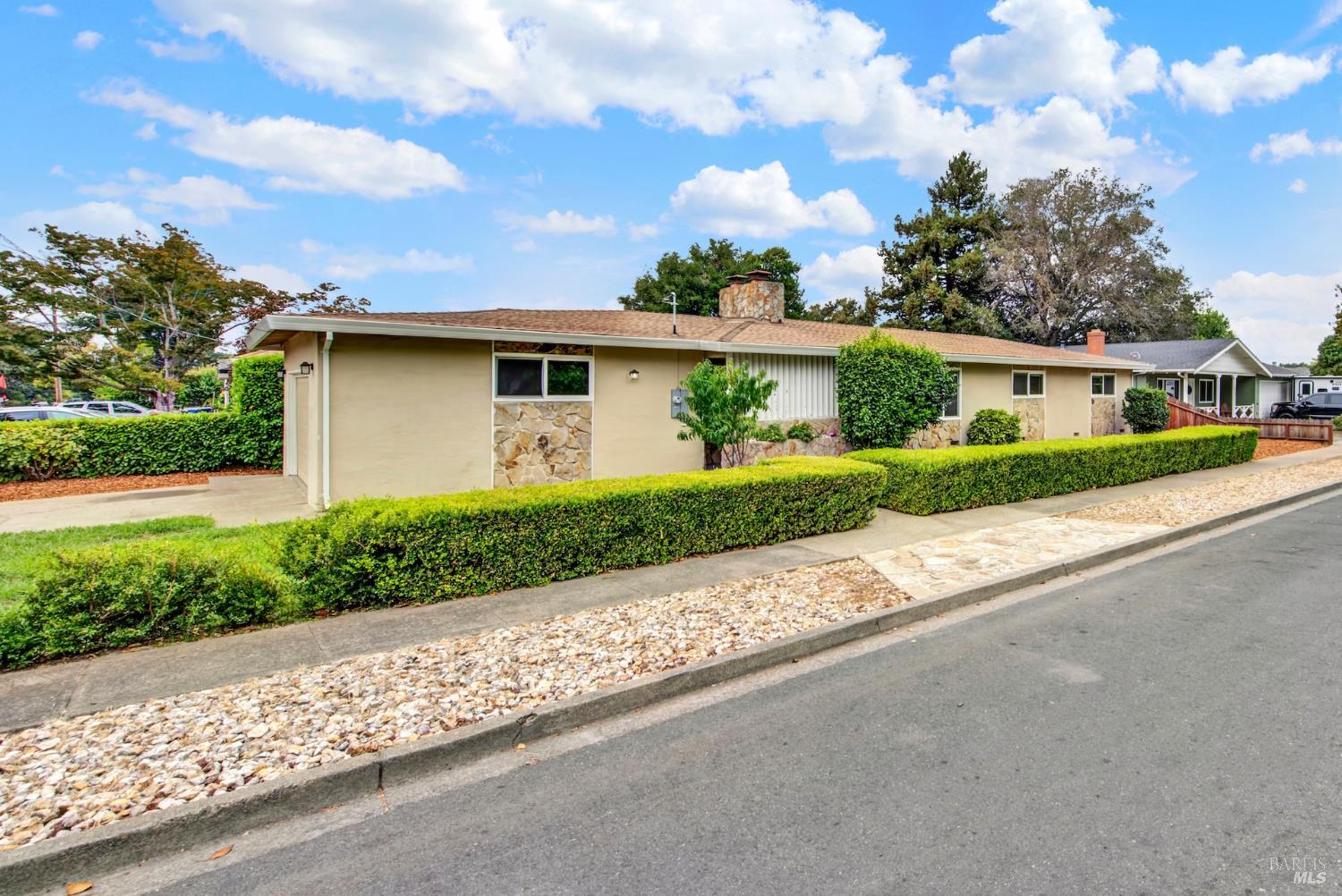 2081 Coronado Avenue Napa CA 94559
