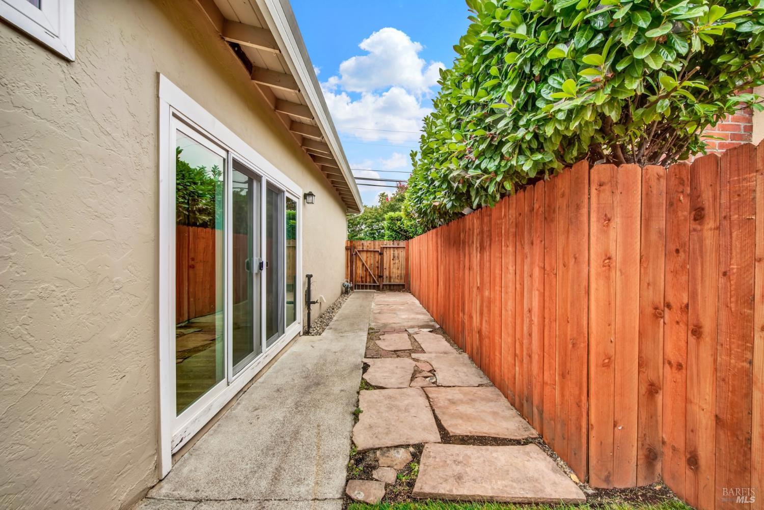 2081 Coronado Avenue Napa CA 94559