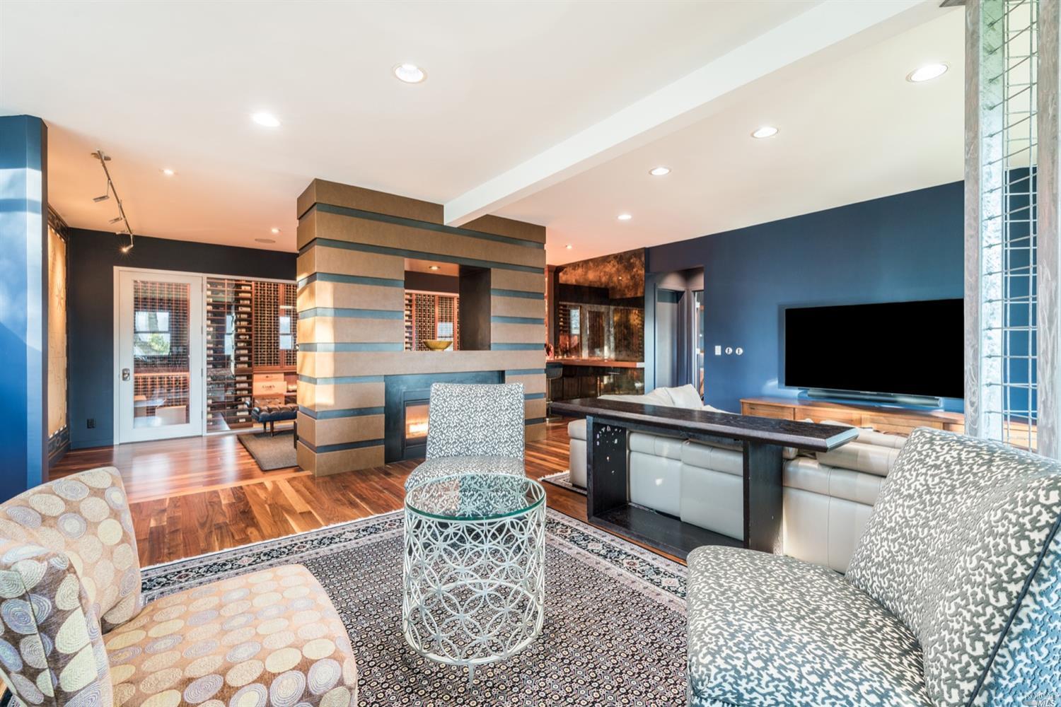 9 Bournemouth Road St. Helena CA 94574