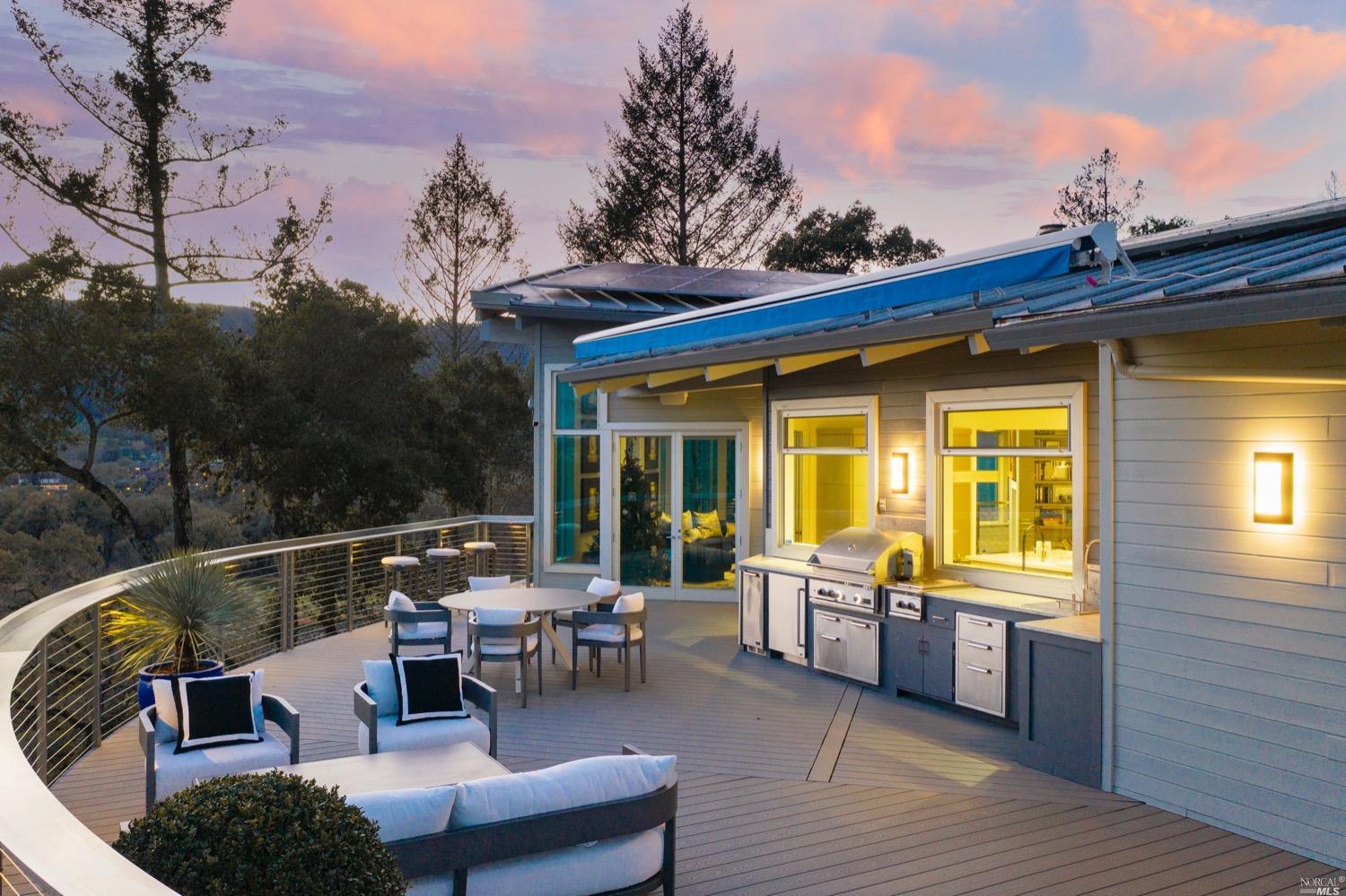 9 Bournemouth Road St. Helena CA 94574