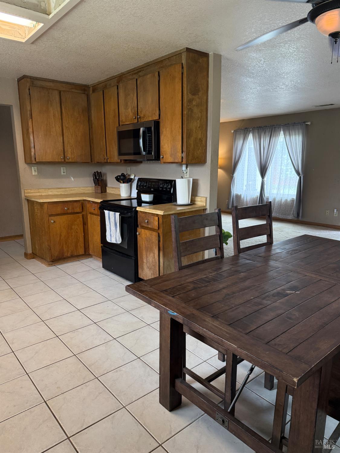 521 Thomas Circle Suisun City CA 94585