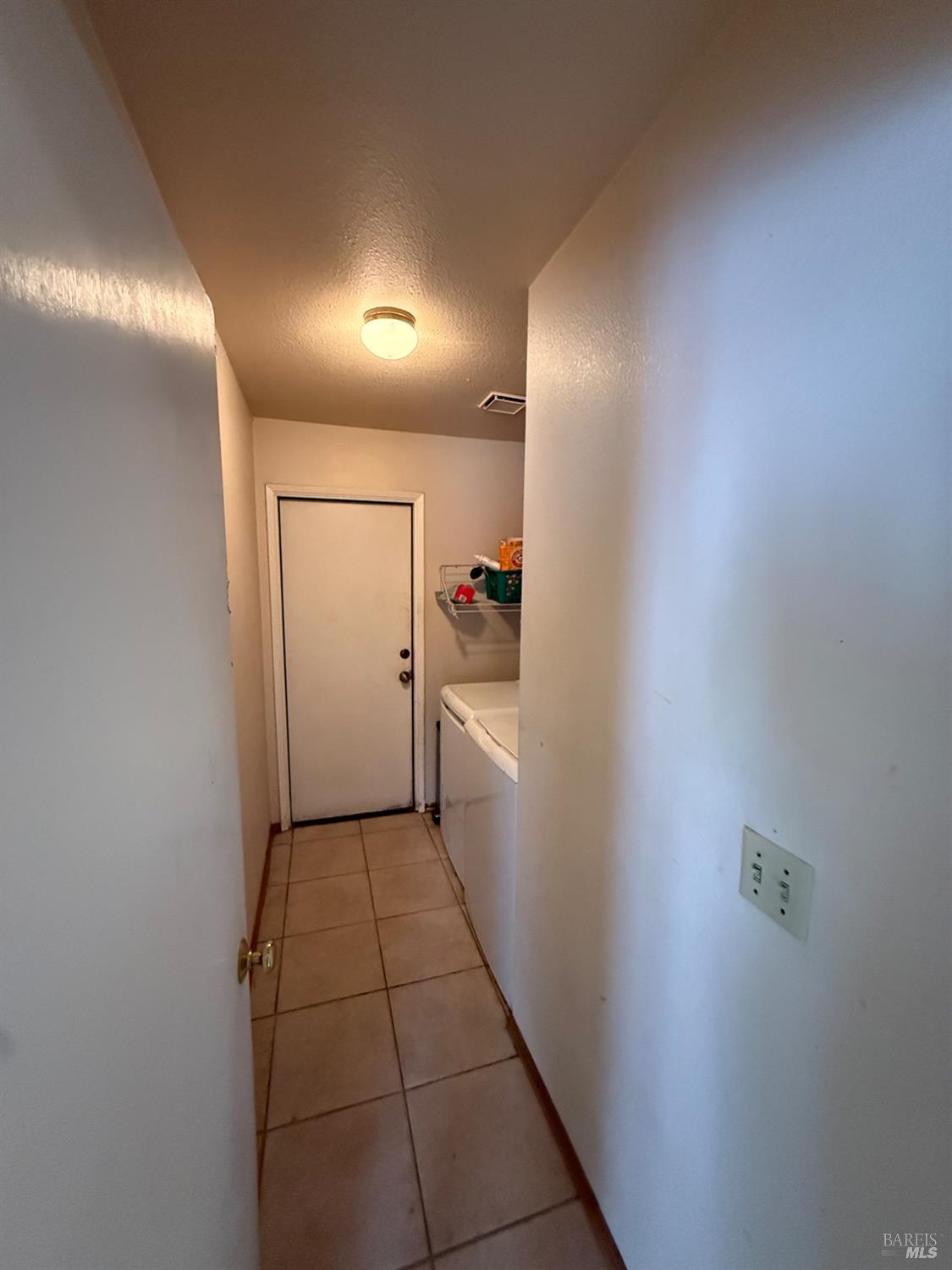521 Thomas Circle Suisun City CA 94585