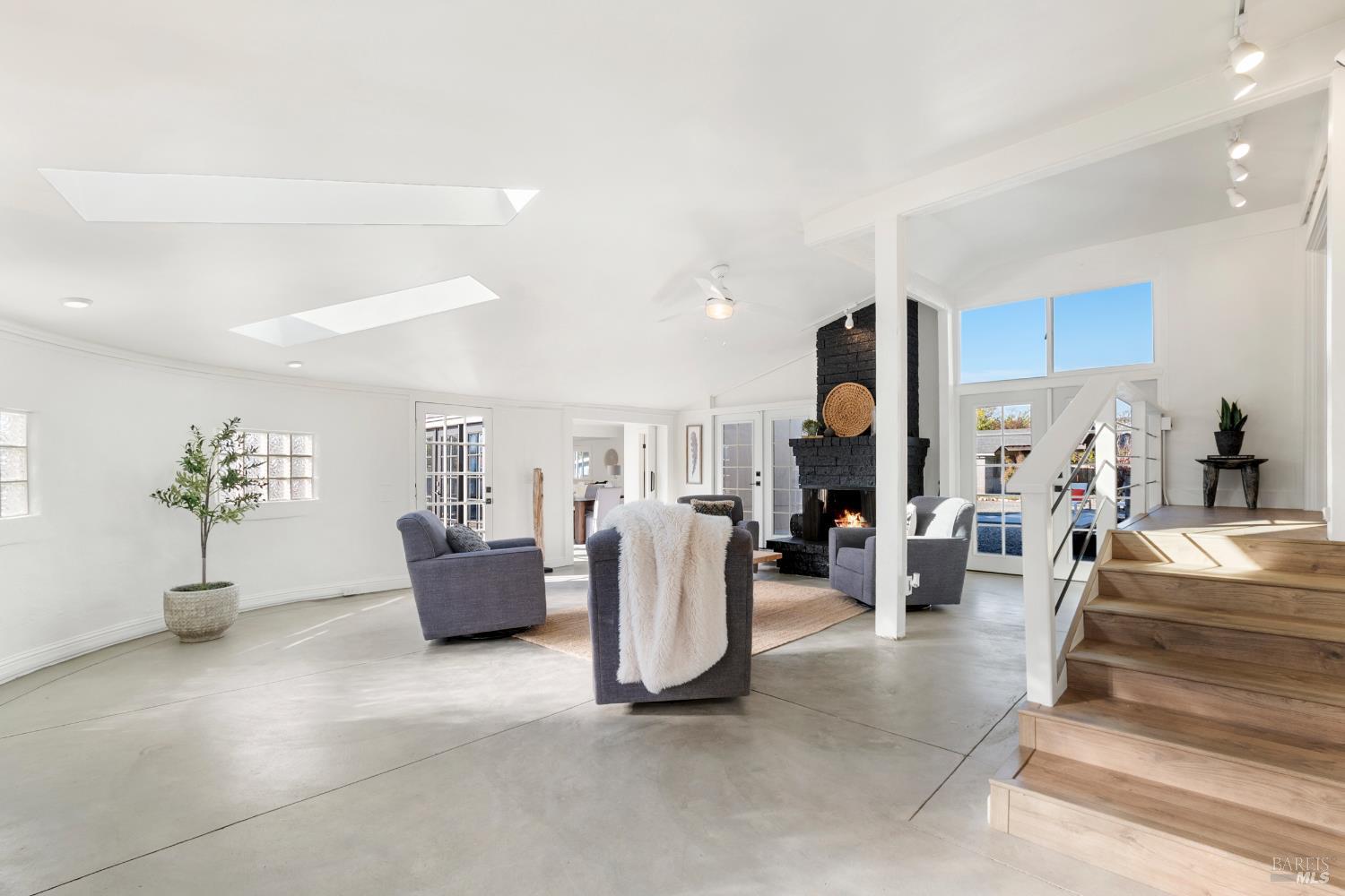 2159 Penny Lane Napa CA 94559