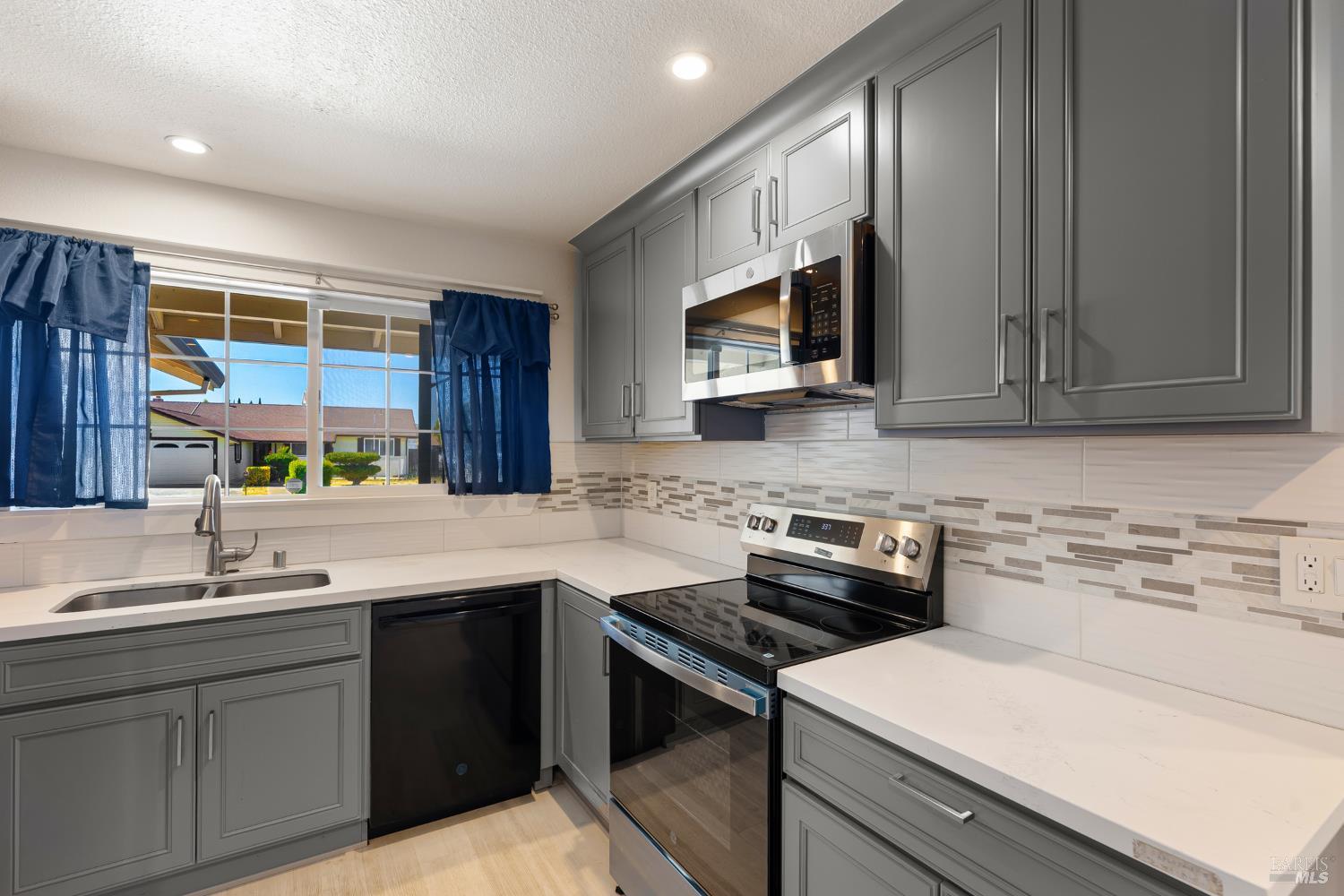513 Monterey Drive Suisun City CA 94585