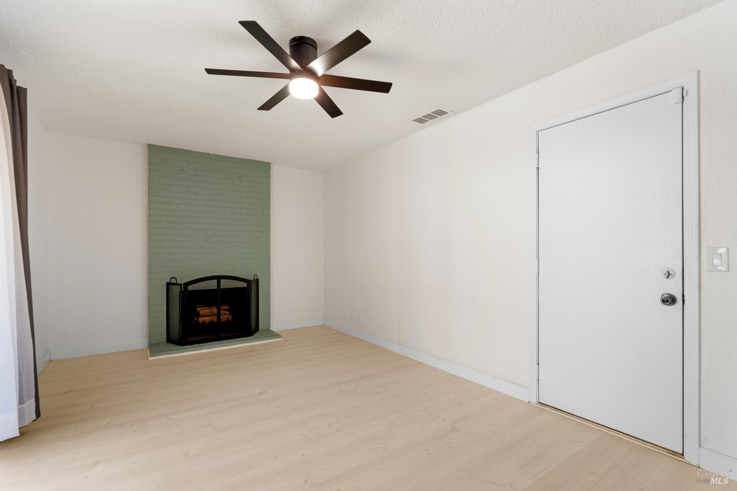 513 Monterey Drive Suisun City CA 94585