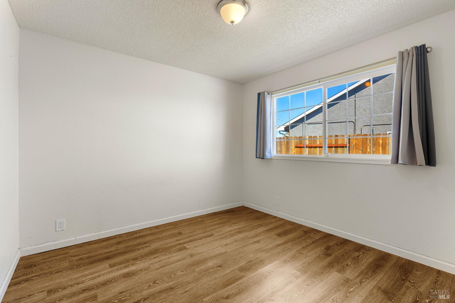 513 Monterey Drive Suisun City CA 94585