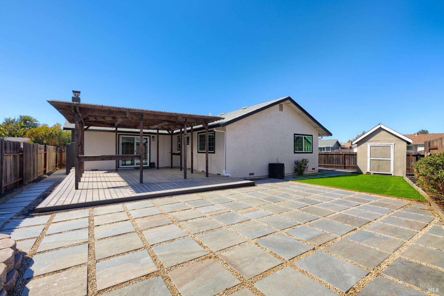 513 Monterey Drive Suisun City CA 94585