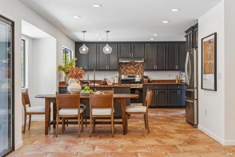 212 San Ramon Way Novato CA 94945