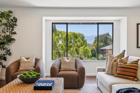 212 San Ramon Way Novato CA 94945