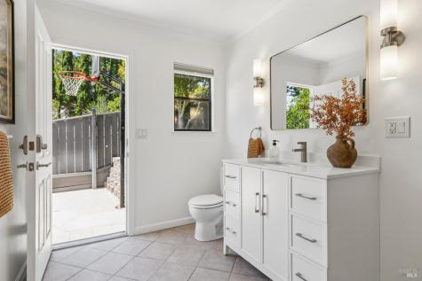 212 San Ramon Way Novato CA 94945