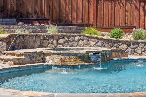 212 San Ramon Way Novato CA 94945