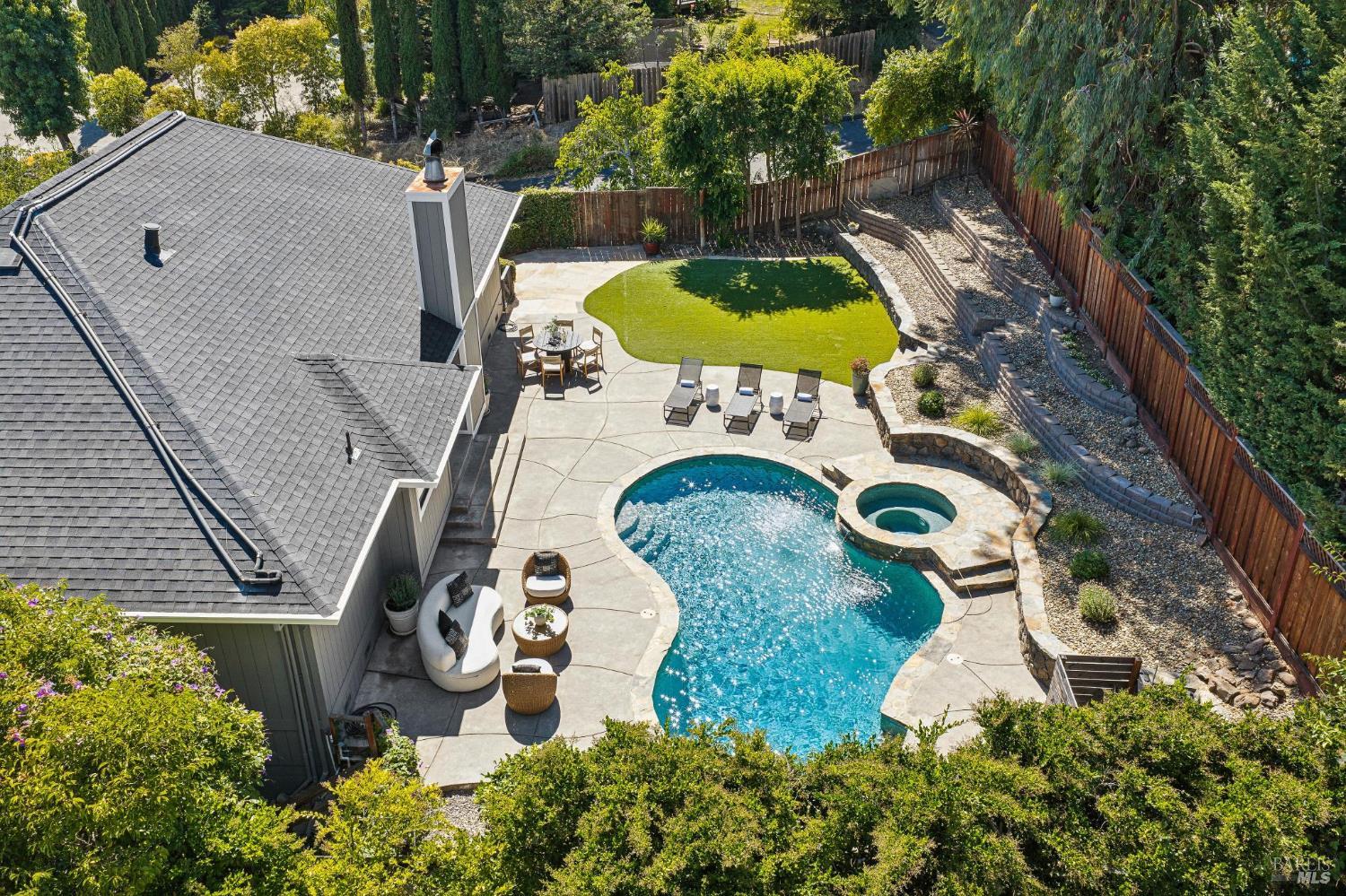 212 San Ramon Way Novato CA 94945