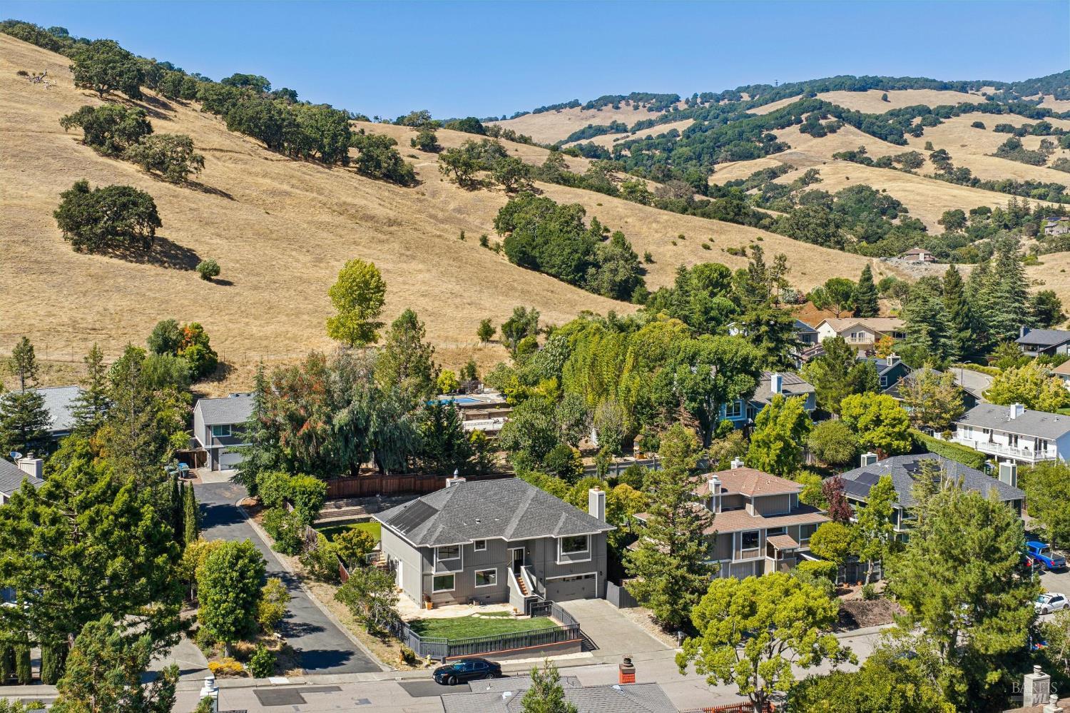 212 San Ramon Way Novato CA 94945