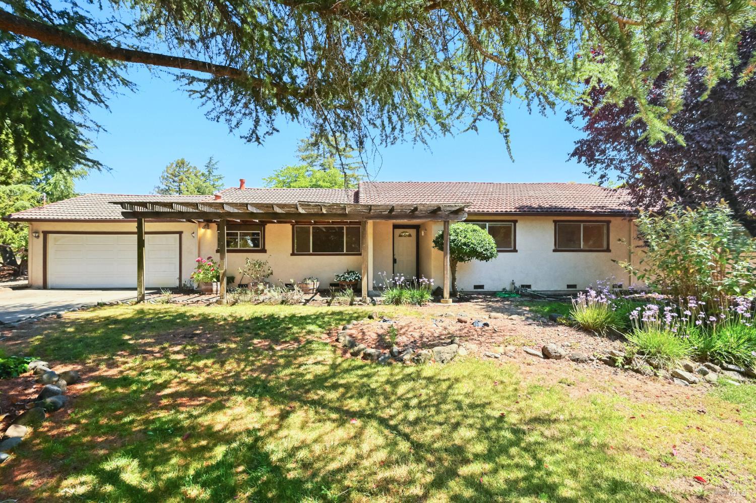2302 Curtis Drive Penngrove CA 94951