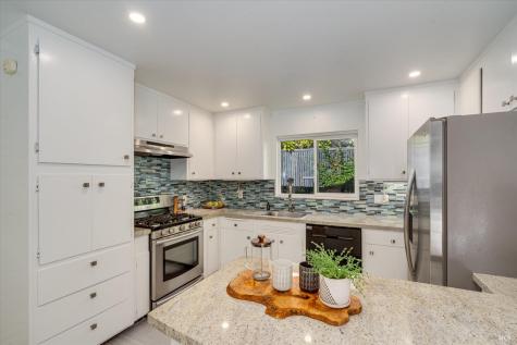 28 Oak Tree Lane Fairfax CA 94930