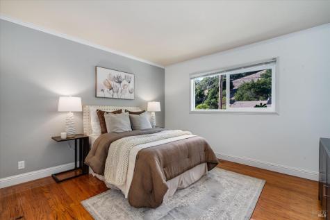 28 Oak Tree Lane Fairfax CA 94930