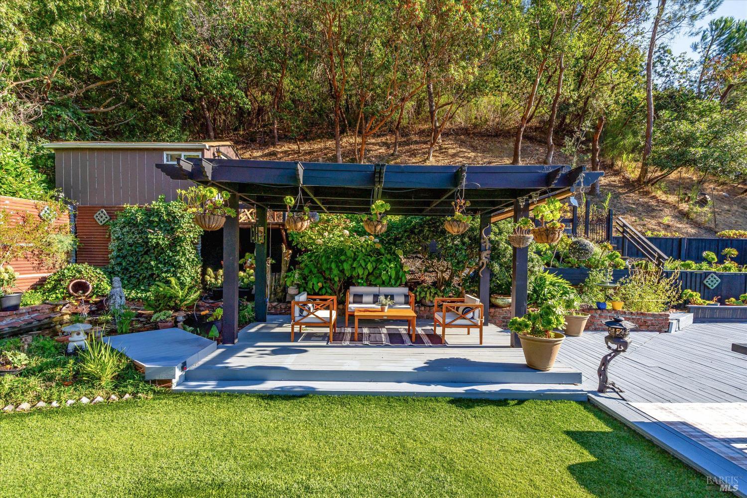 28 Oak Tree Lane Fairfax CA 94930