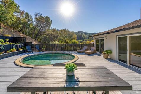 28 Oak Tree Lane Fairfax CA 94930