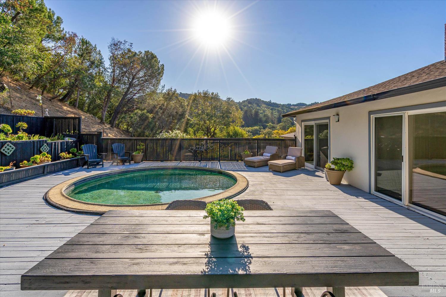 28 Oak Tree Lane Fairfax CA 94930