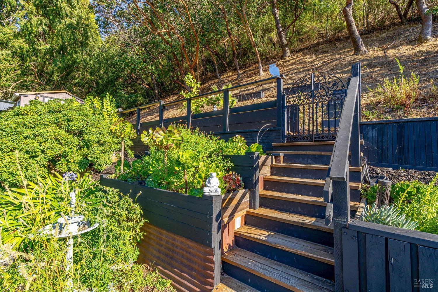 28 Oak Tree Lane Fairfax CA 94930