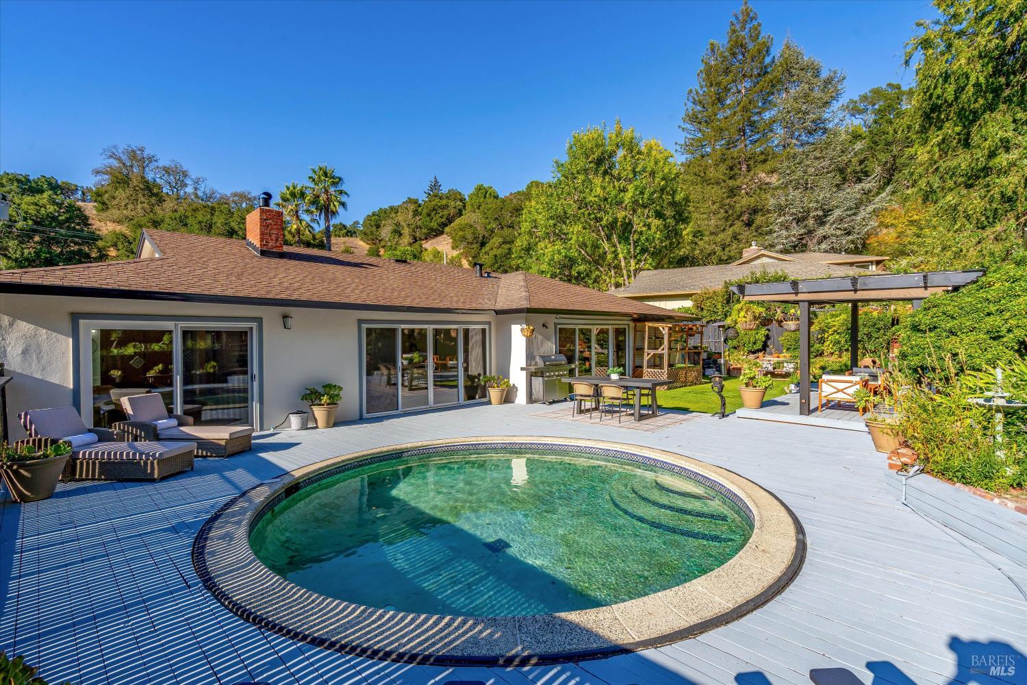 28 Oak Tree Lane Fairfax CA 94930