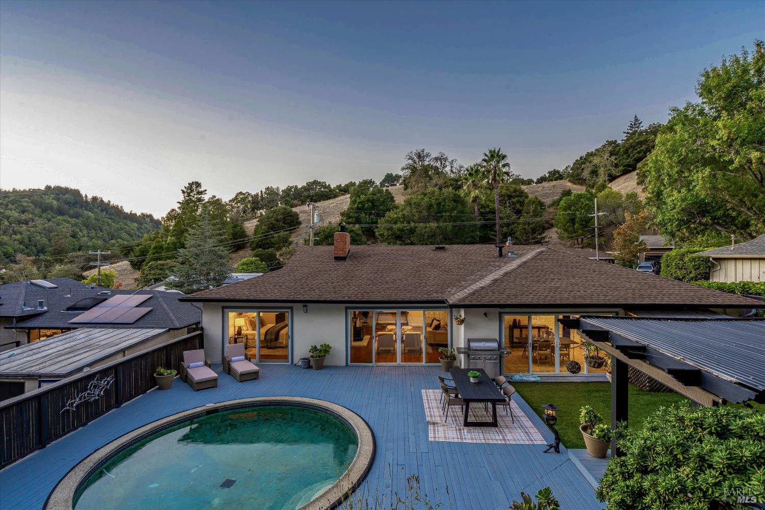 28 Oak Tree Lane Fairfax CA 94930