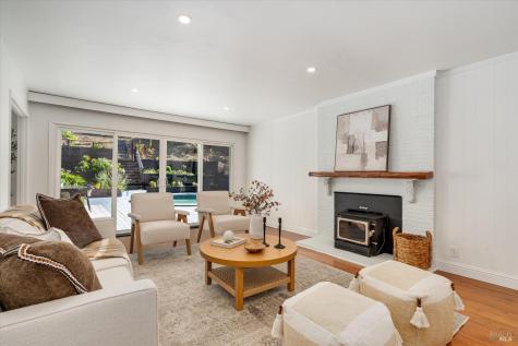 28 Oak Tree Lane Fairfax CA 94930