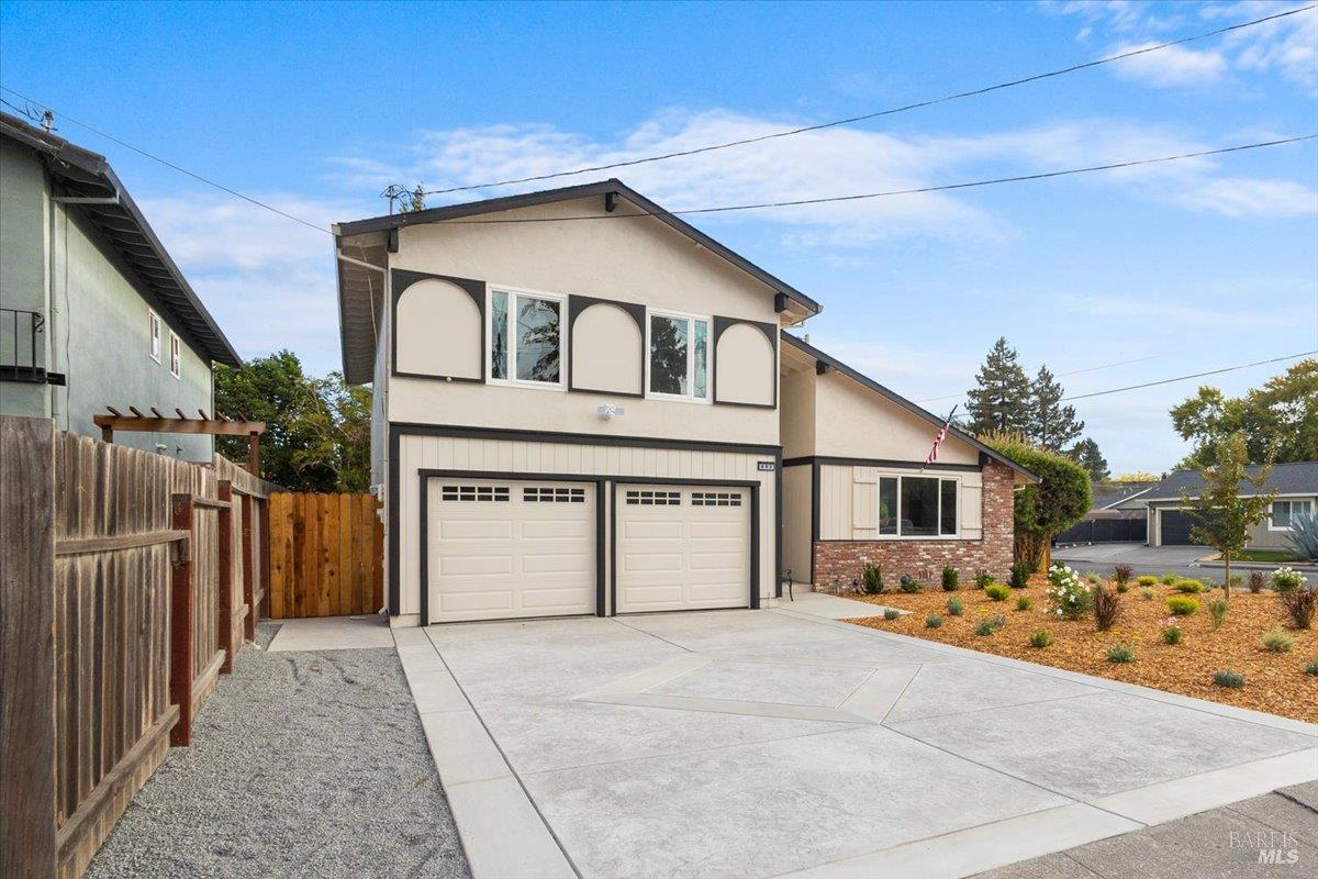 492 Albert Way Petaluma CA 94954