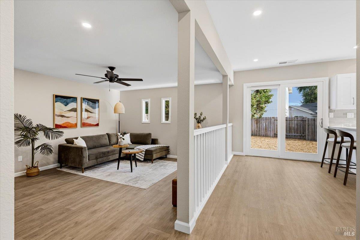 492 Albert Way Petaluma CA 94954