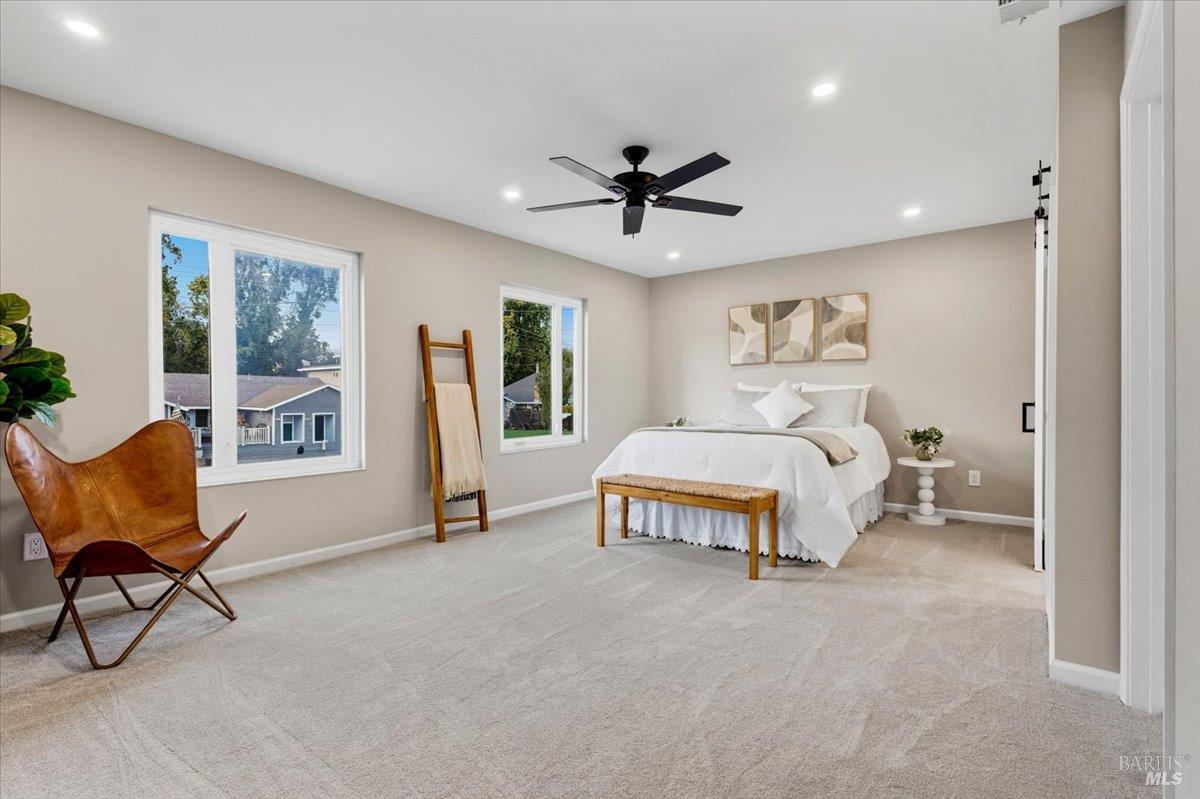 492 Albert Way Petaluma CA 94954