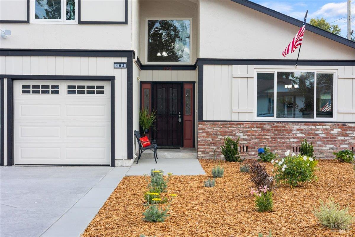 492 Albert Way Petaluma CA 94954