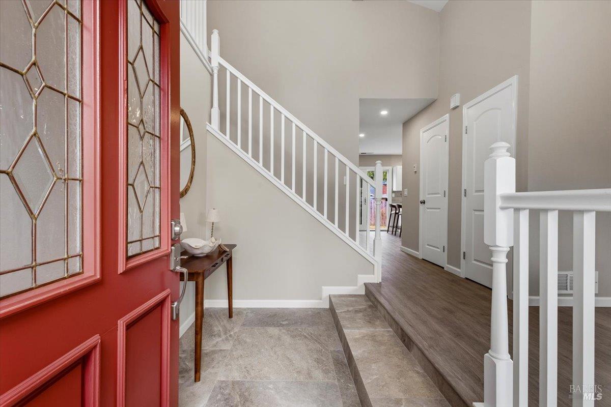 492 Albert Way Petaluma CA 94954
