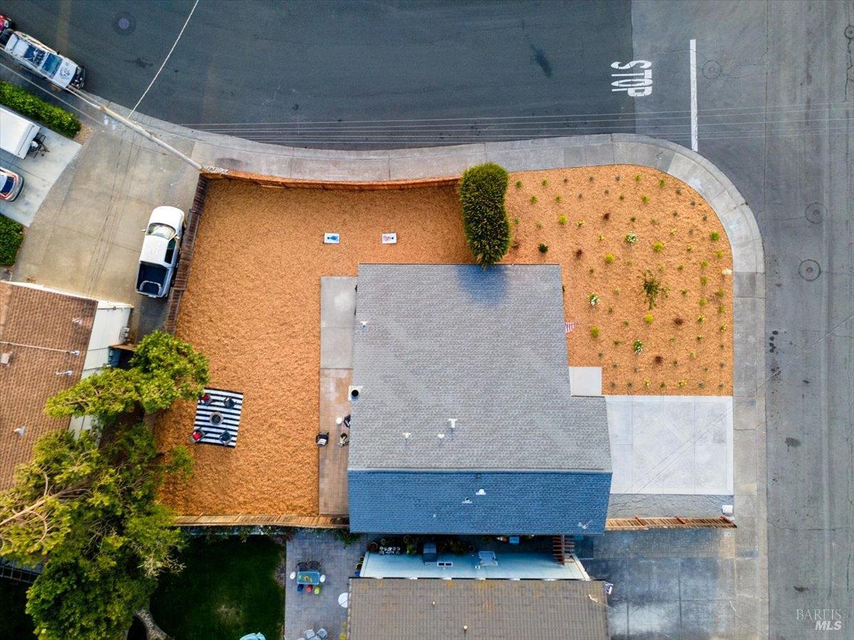 492 Albert Way Petaluma CA 94954