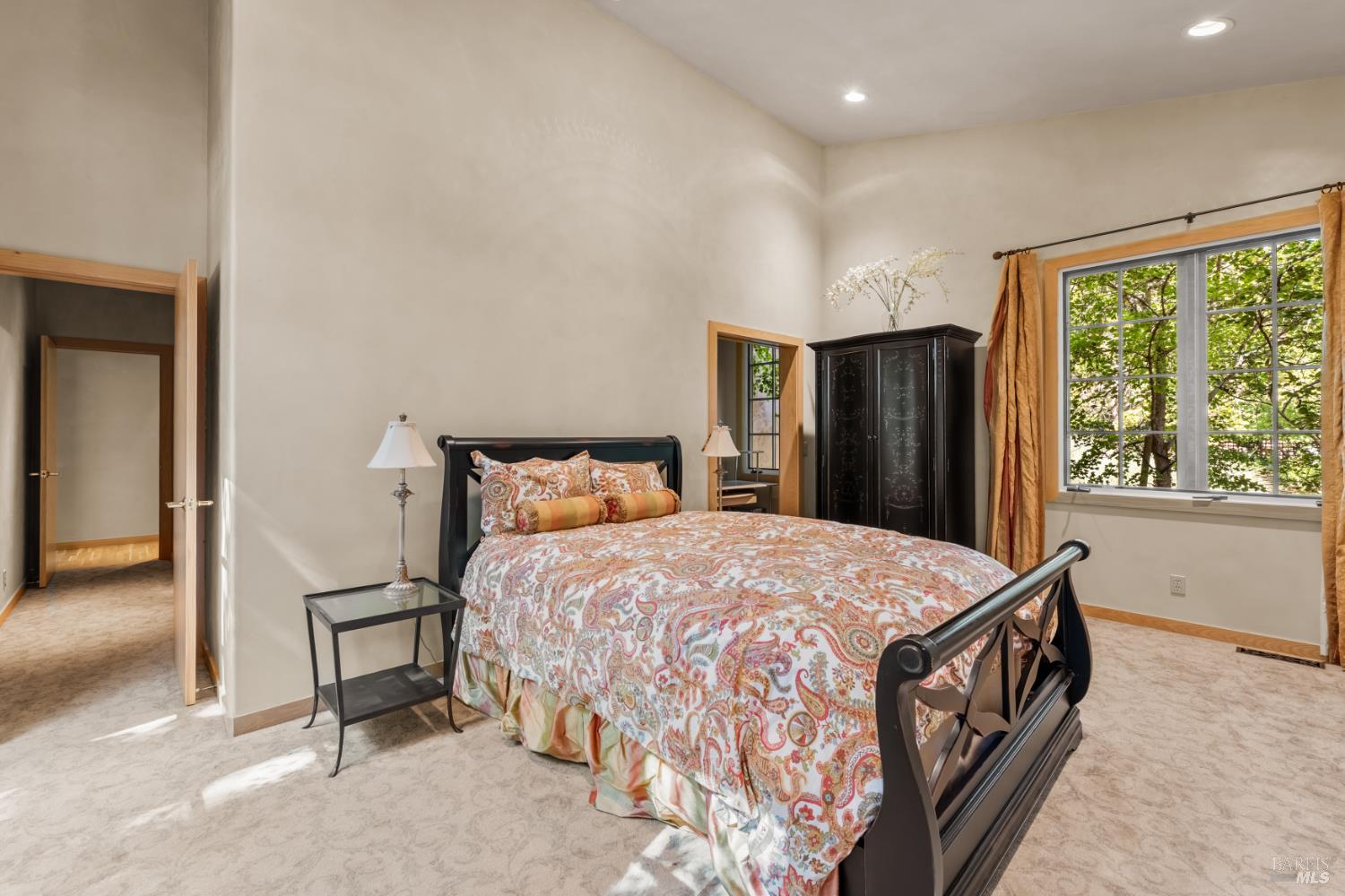 4163 E 3rd Avenue Napa CA 94558