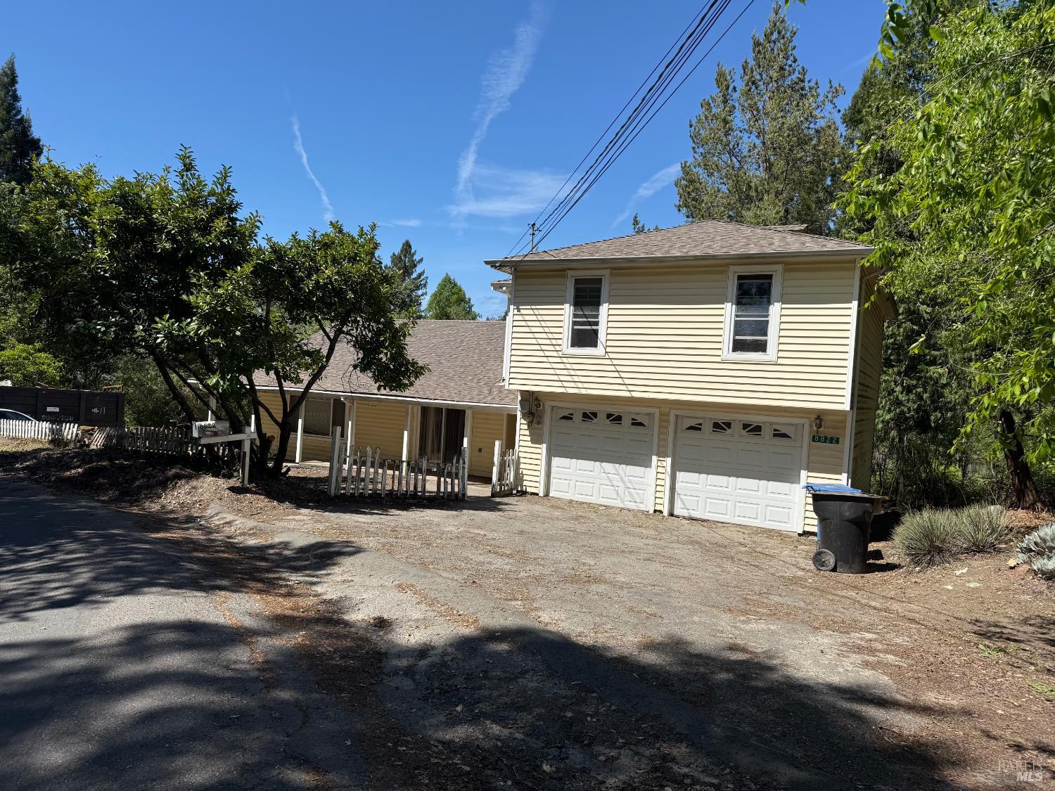 8822 Oak Grove Avenue Sebastopol CA 95472