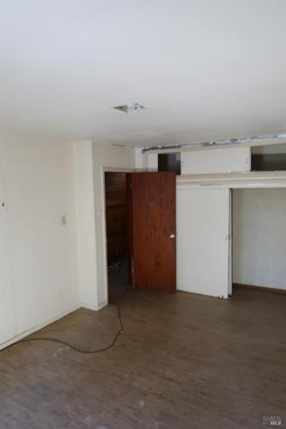 8822 Oak Grove Avenue Sebastopol CA 95472
