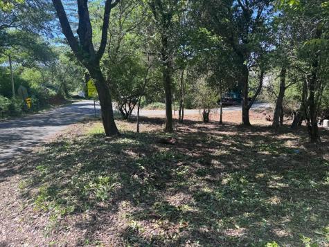 8822 Oak Grove Avenue Sebastopol CA 95472