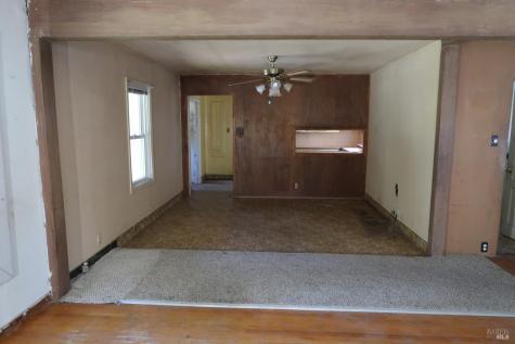 8822 Oak Grove Avenue Sebastopol CA 95472