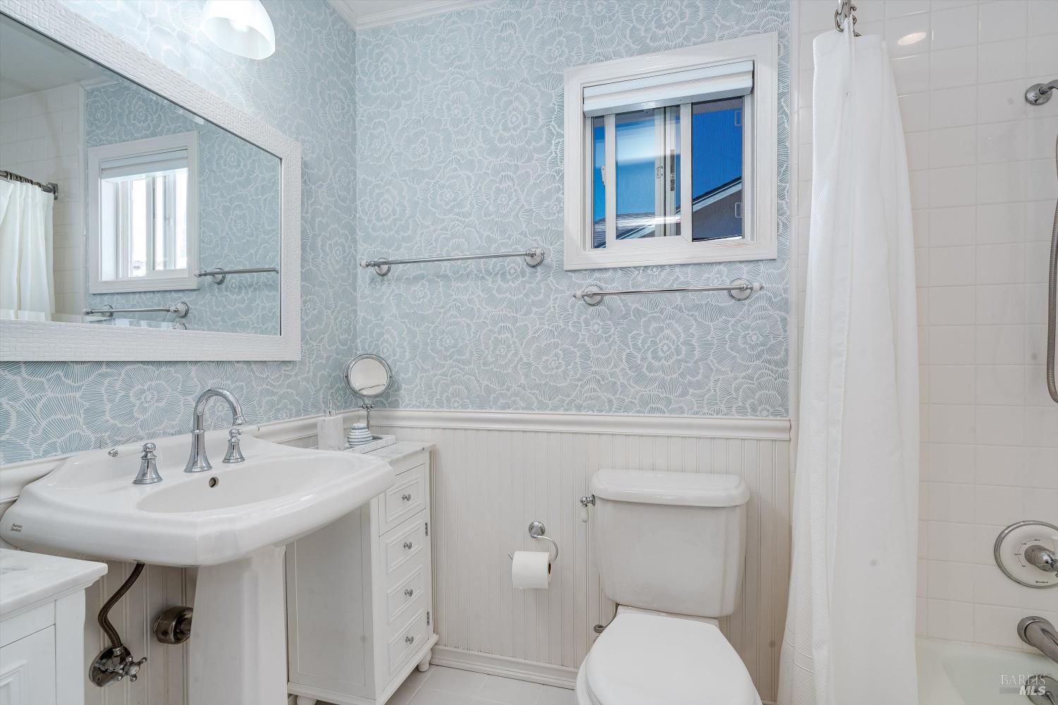 1116 Lanewood Way Santa Rosa CA 95404