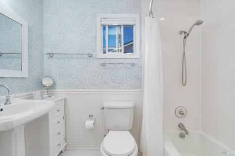 1116 Lanewood Way Santa Rosa CA 95404