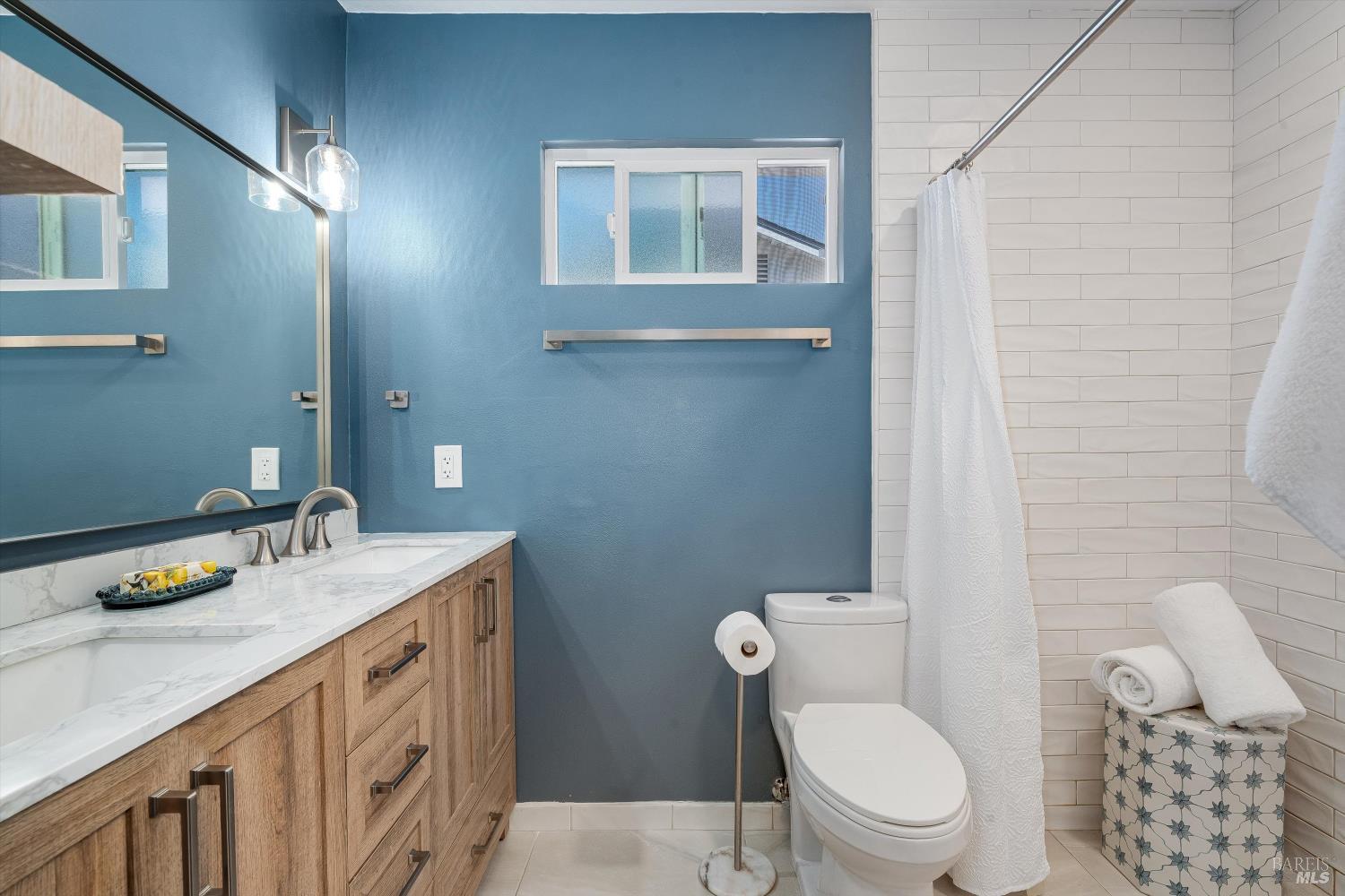 1116 Lanewood Way Santa Rosa CA 95404