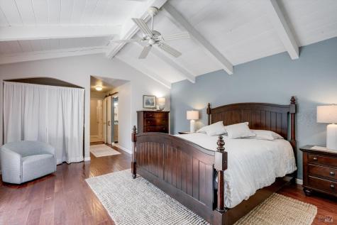 1116 Lanewood Way Santa Rosa CA 95404